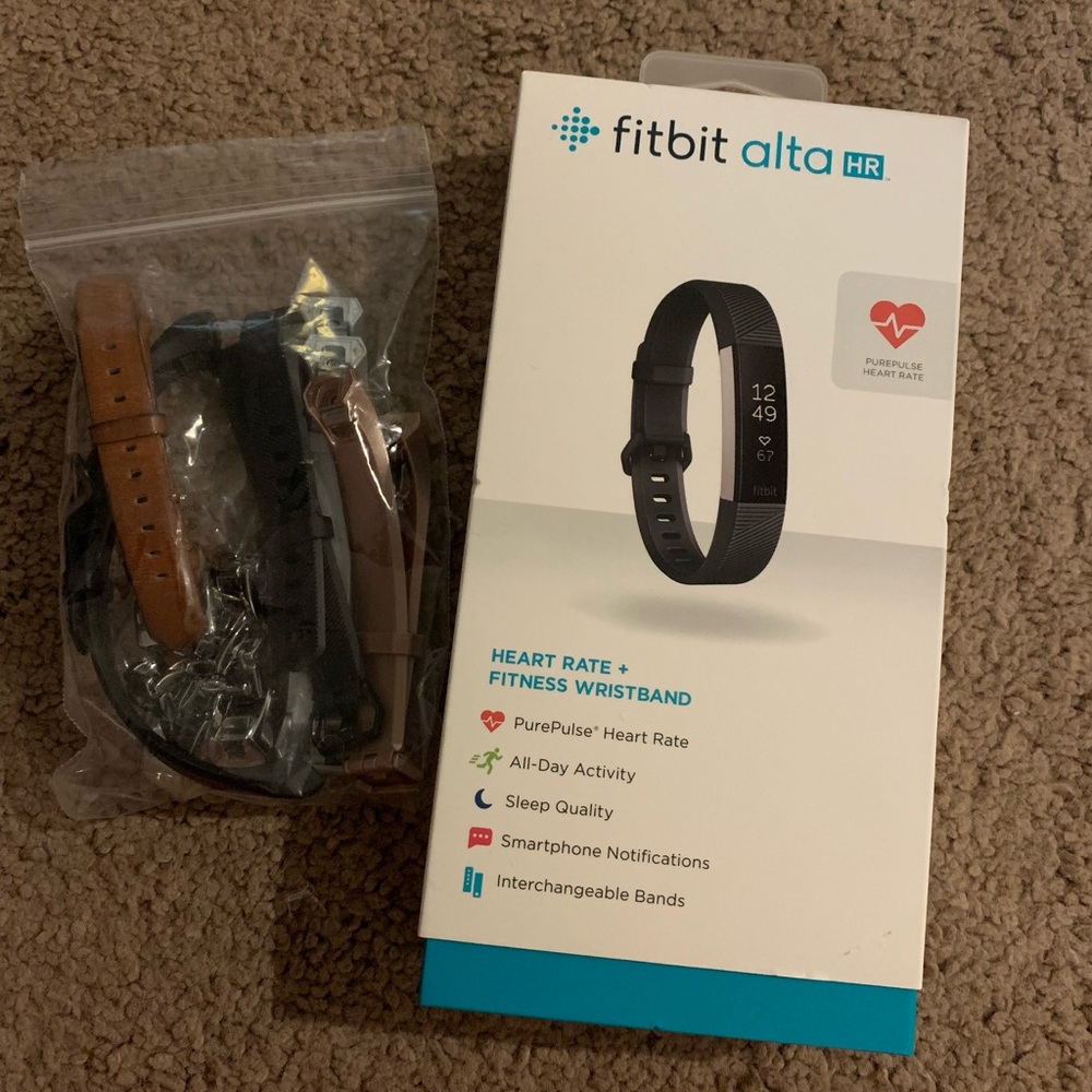 Fitbit Alta HR- Silver
